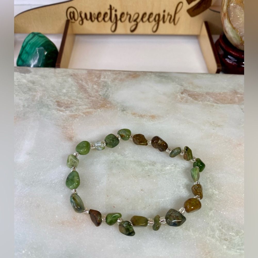 Natural Green Opal Chip Bead Bracelet